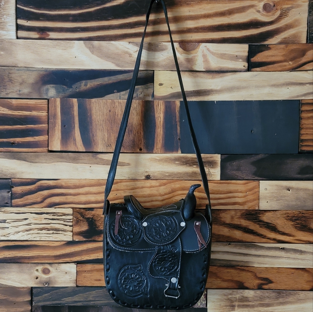 Rustic Genuine Leather | Black Saddle Purse |Vintage| No-Brand| Handmade 1970's